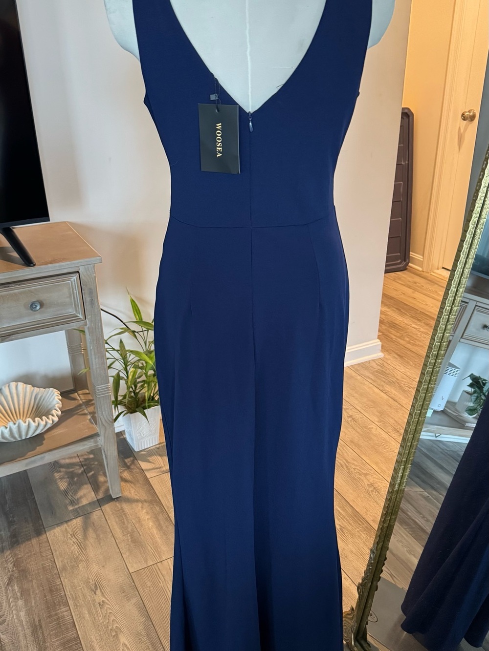 Sleeveless Navy V-Neck Maxi Dress with Side Slit - Picture 7 of 10